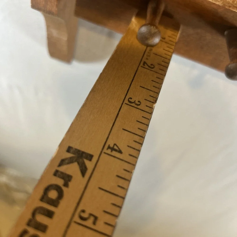 VTG Cottage Core Farmhouse Wood Heart Hanging Wall Shelf 4 Pegs 15 inches Oak